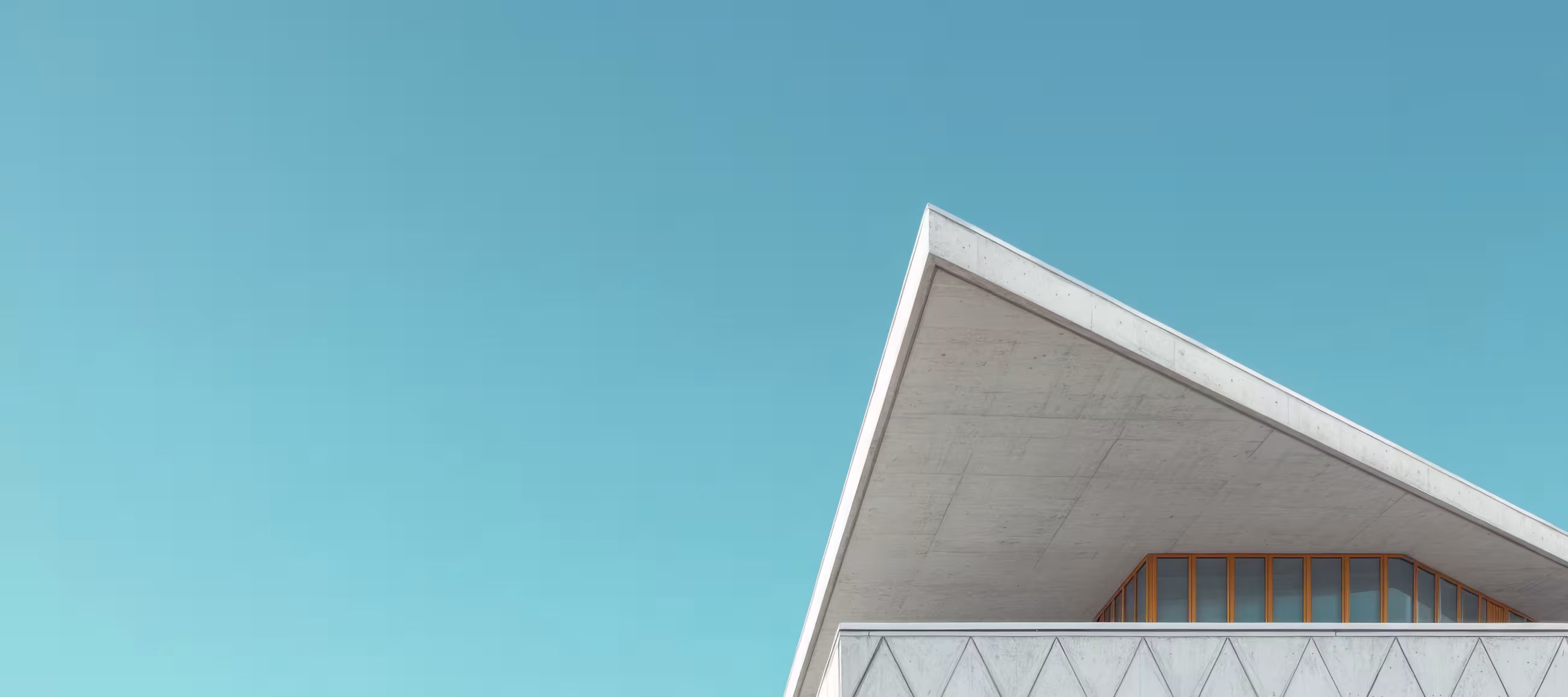 A blue sky and a roof. The fade on that sky is lit. Love it. 